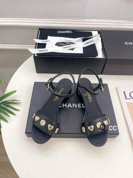 Picture of Chanel Shoes _SKUChanelsz35-40XC05242520